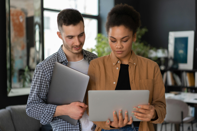 Windows 11 Pro vs Home – Why Businesses Should Always Go Pro